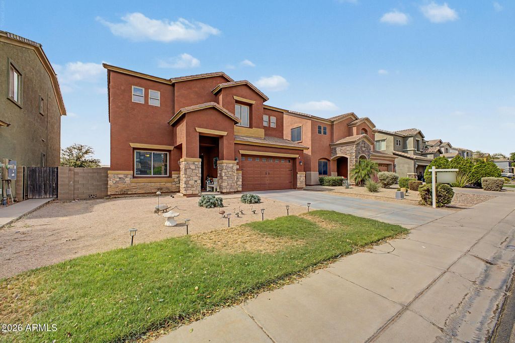 839 W SAGUARO Lane, San Tan Valley, AZ 85143 — photo 3