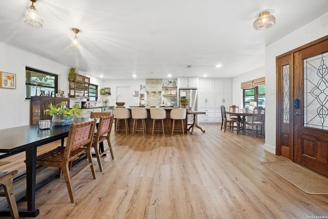 1299 CIBOLO TRL, Universal City, TX 78148