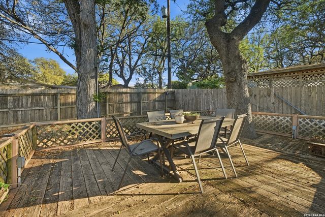 1299 CIBOLO TRL, Universal City, TX 78148