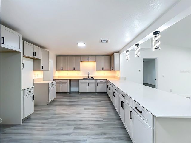 5610 SHASTA DRIVE, Orlando, FL 32810