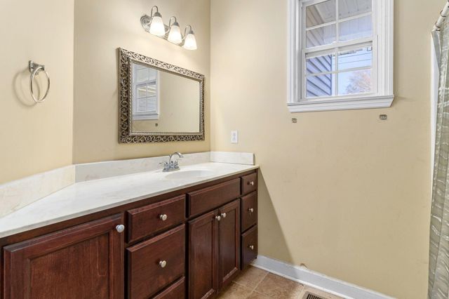411 W 2nd Street, Jasper, TN 37347