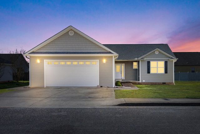 411 W 2nd Street, Jasper, TN 37347