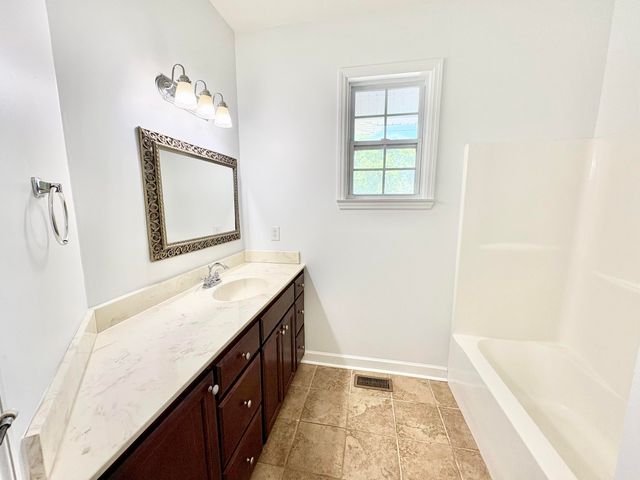 411 W 2nd Street, Jasper, TN 37347