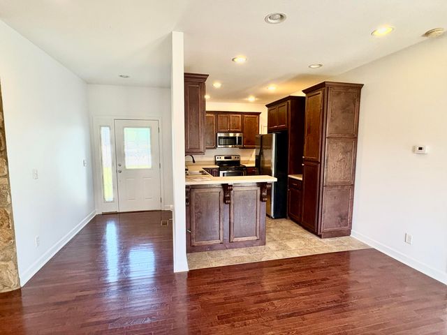 411 W 2nd Street, Jasper, TN 37347