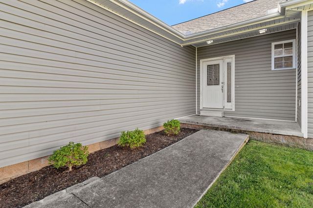 411 W 2nd Street, Jasper, TN 37347
