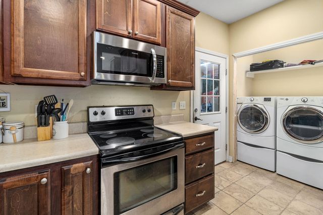 411 W 2nd Street, Jasper, TN 37347