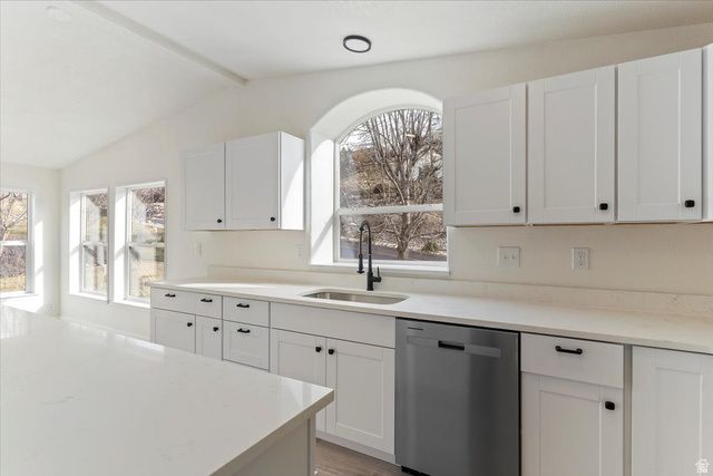 371 E CYNTHIA WAY, North Salt Lake, UT 84054