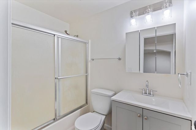 371 E CYNTHIA WAY, North Salt Lake, UT 84054