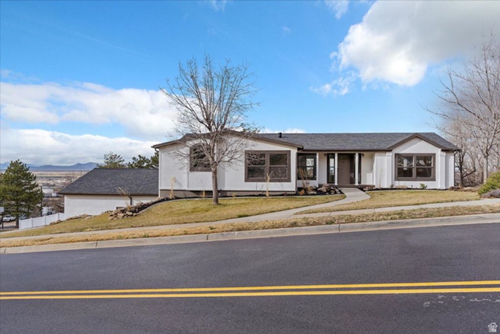 371 E CYNTHIA WAY, North Salt Lake, UT 84054 — photo 2