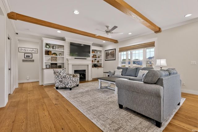 2159 Sable Way, Newburgh, IN 47630