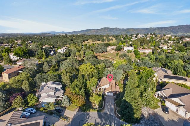 2645 Shadow Ln, Valley Springs, CA 95252