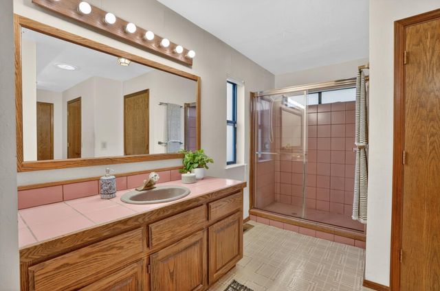 2645 Shadow Ln, Valley Springs, CA 95252