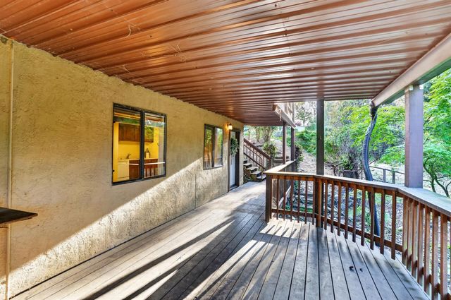 2645 Shadow Ln, Valley Springs, CA 95252