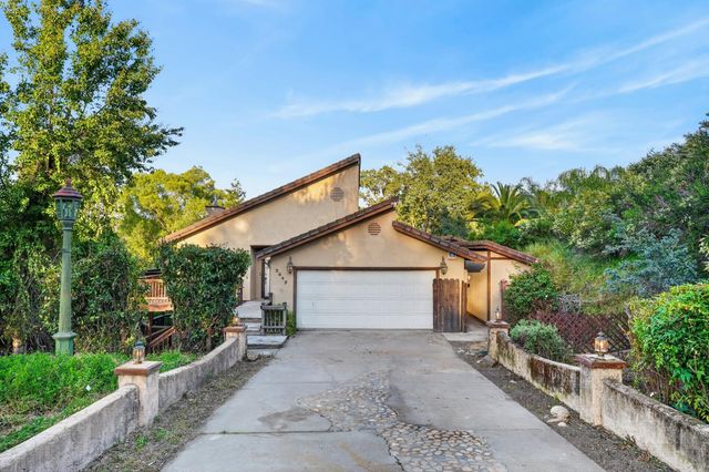2645 Shadow Ln, Valley Springs, CA 95252
