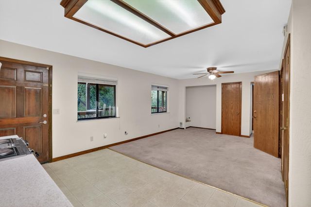 2645 Shadow Ln, Valley Springs, CA 95252