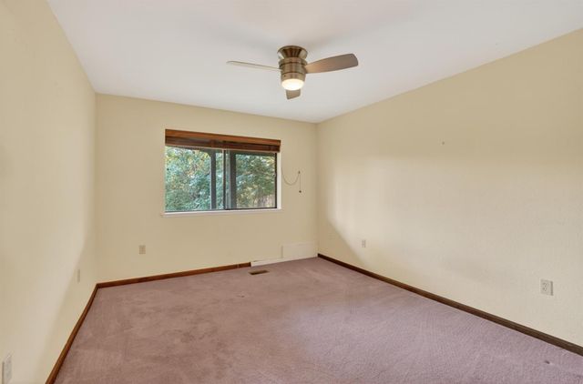 2645 Shadow Ln, Valley Springs, CA 95252