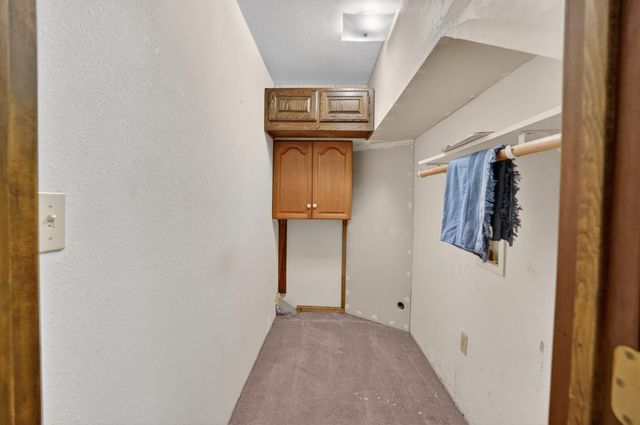 2645 Shadow Ln, Valley Springs, CA 95252