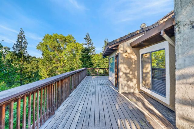 2645 Shadow Ln, Valley Springs, CA 95252