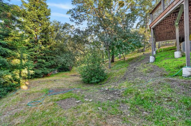 2645 Shadow Ln, Valley Springs, CA 95252
