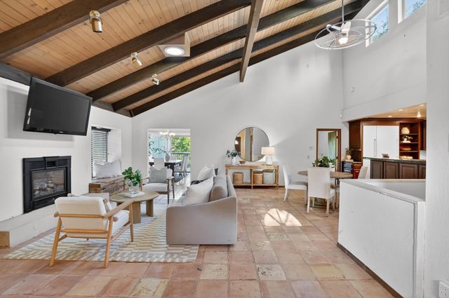 2645 Shadow Ln, Valley Springs, CA 95252