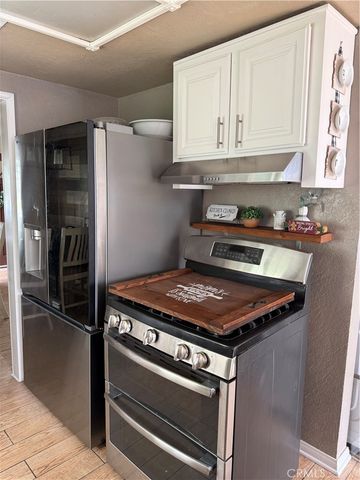 921 Hollowell, Ontario, CA 91762