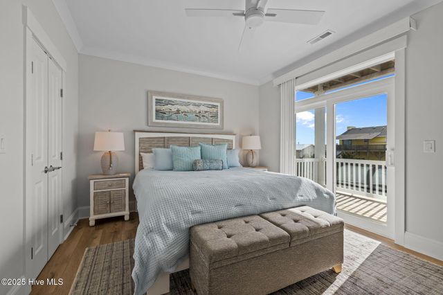 2307 Emerald Drive, Emerald Isle, NC 28594