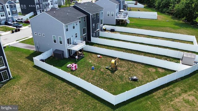 32 COOP LN, Hanover, PA 17331