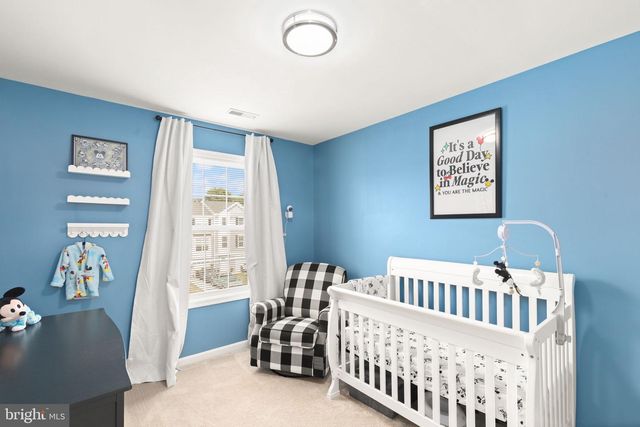 32 COOP LN, Hanover, PA 17331