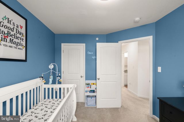 32 COOP LN, Hanover, PA 17331