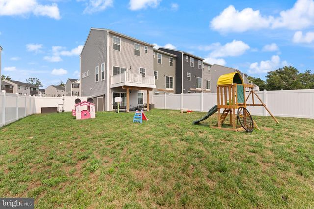 32 COOP LN, Hanover, PA 17331