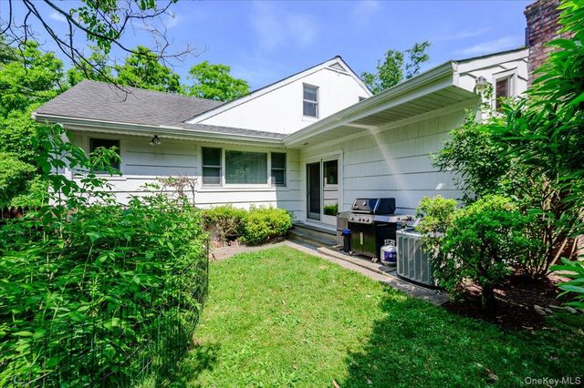 15 Tamarac Trail, Harrison, NY 10528