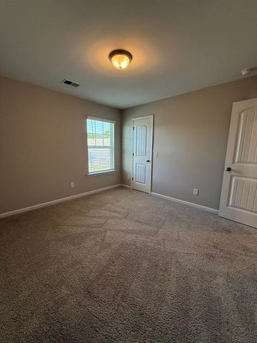 175 Setter Court, Sumter, SC 29154
