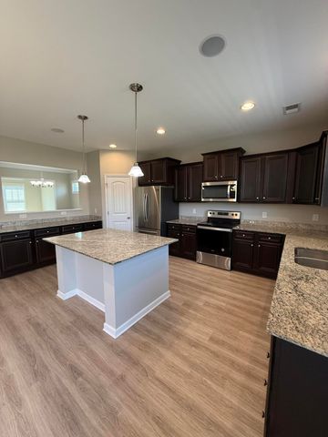 175 Setter Court, Sumter, SC 29154
