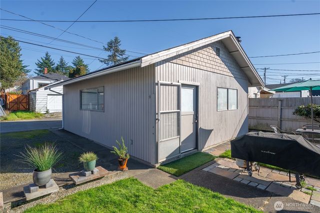 4509 Pacific Avenue, Tacoma, WA 98418