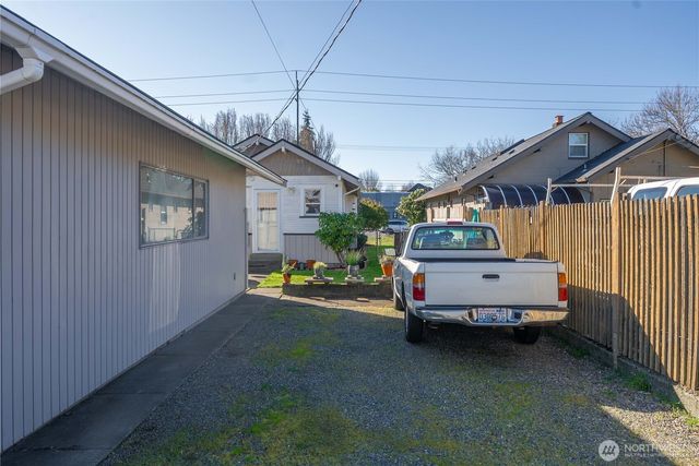 4509 Pacific Avenue, Tacoma, WA 98418