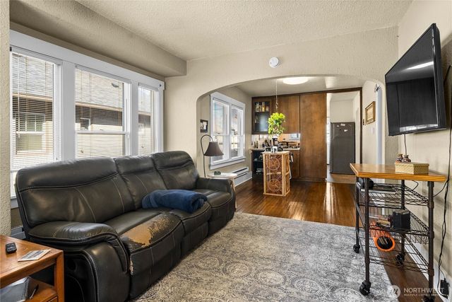 4509 Pacific Avenue, Tacoma, WA 98418