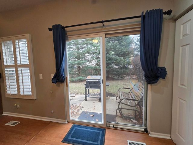 1808 Candlelight Circle, Montgomery, IL 60538