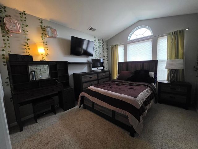 1808 Candlelight Circle, Montgomery, IL 60538