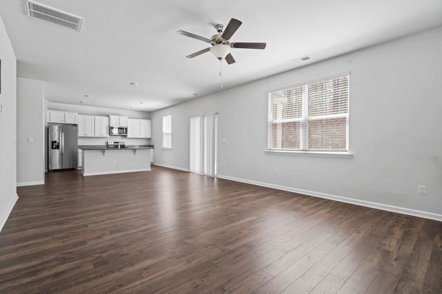 543 Meadowgrass Ct., Myrtle Beach, SC 29588