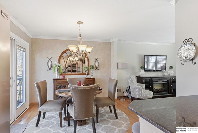 13968 William Circle, Omaha, NE 68144