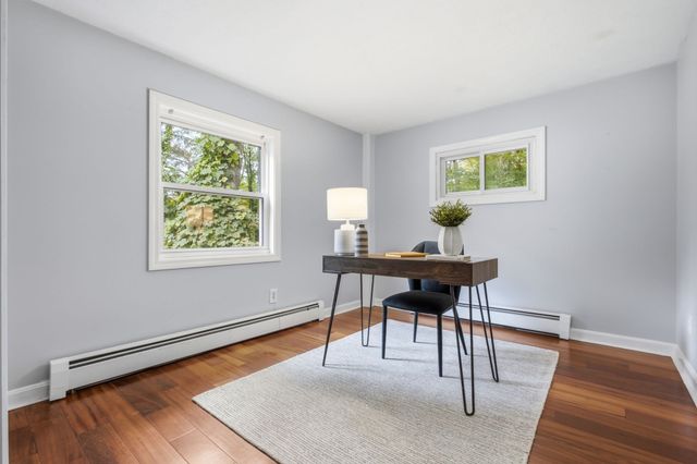 141 Wilmington Rd, Burlington, MA 01803