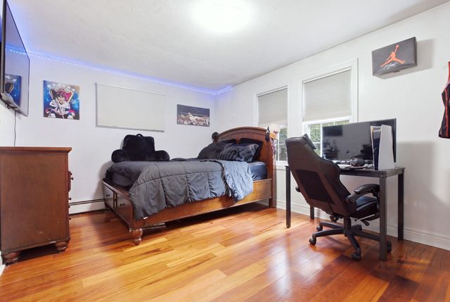 141 Wilmington Rd, Burlington, MA 01803