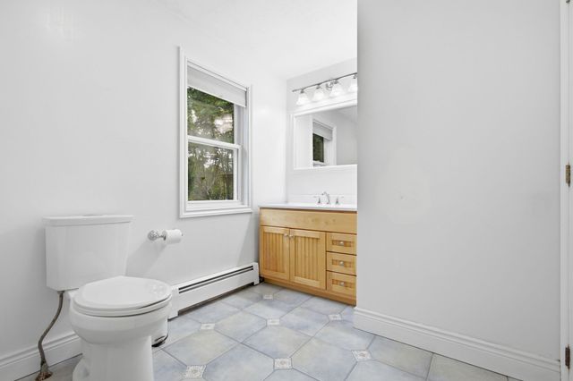 141 Wilmington Rd, Burlington, MA 01803