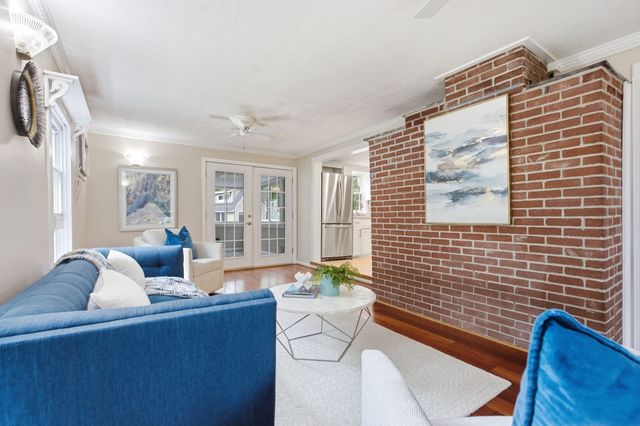 141 Wilmington Rd, Burlington, MA 01803