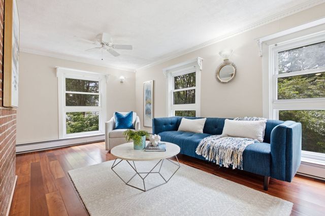 141 Wilmington Rd, Burlington, MA 01803
