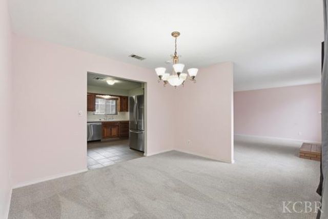 120 W Magnolia Avenue, Hanford, CA 93230