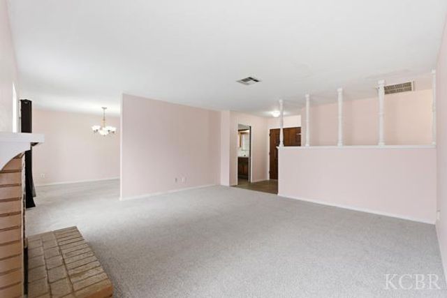 120 W Magnolia Avenue, Hanford, CA 93230