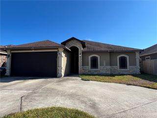6713 Old Square Dr, Corpus Christi, TX 78414