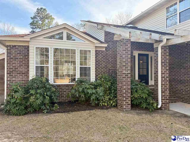 109 KINGFISHER, Florence, SC 29501