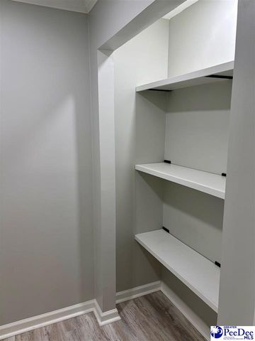 109 KINGFISHER, Florence, SC 29501